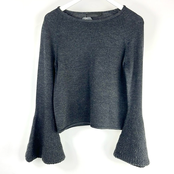 Co PF/15 Grey Cropped Bell-Sleeve Wool Pullover - Picture 2 of 8